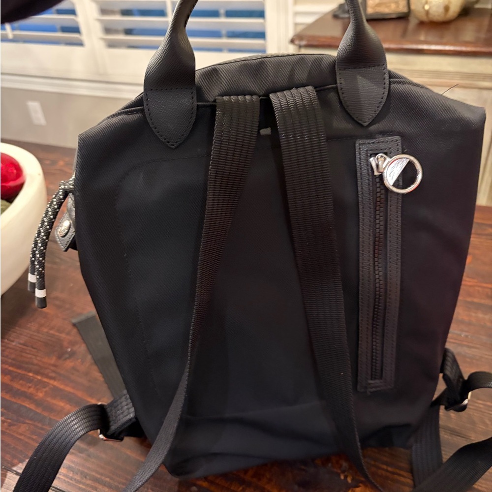 Authentic le pliage longchamp Black Backpack - Picture 3 of 6